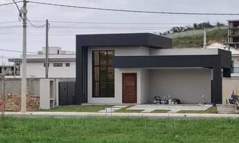 Imagem: Casa Nova em Condomínio de Alto Padrão