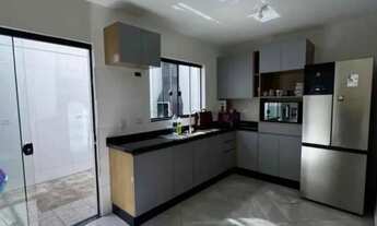 Imagem: Vende-se casa na pedreira