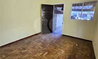 Imagem: Sobrado com 2 quartos à venda ou para locação