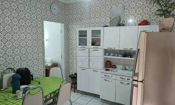 Imagem 3: Casa com ótima localização na VILA LEMOS!