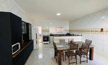 Imagem 7: Imóvel para venda possui 193 metros quadrados com 3 quartos em Ipanema - Araçatuba - SP