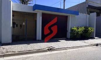 Imagem 2: Casa Térrea em Excelente Localização Ideal para Uso Comercial