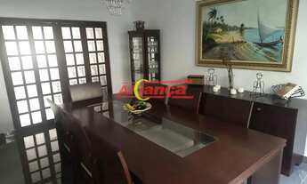 Imagem 7: Casa luxuoso e com lindo acabamento