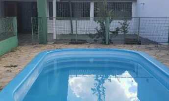 Imagem: Casa na Morada do Ouro 2 com piscina e banheira