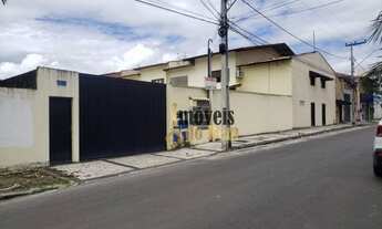 Imagem 2: Casa Duplex em condomínio/ Centro do Eusébio