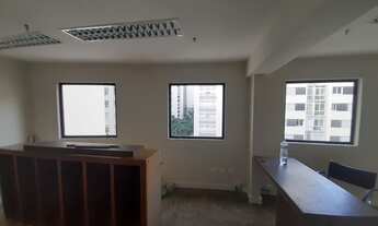 Imagem: SALA COMERCIAL 74m2, JANELAS GRANDES, PERSIANAS