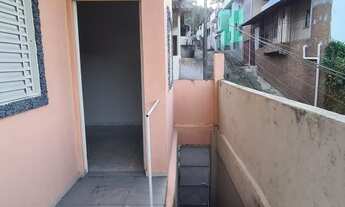 Imagem 5: Casa 2/4 com 90 metros quadrados -Santa Efigênia - Juiz de Fora - MG