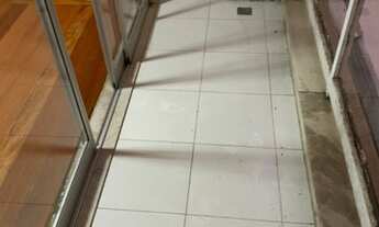 Imagem 2: Vendo amplo apartamento 3 quartos sendo 1 suíte, 2 vagas, Bairro Pelinca