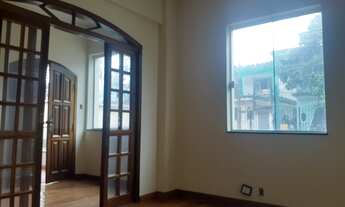 Imagem 2: EXCELENTE CASA COM 2 QUARTOS, DEPENDÊNCIA, COM VAGA PRÓXIMA AO COMÉRCIO DE CASCADURA