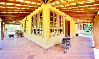 Imagem 2: Sítio com 88.000 m² de terreno com casa cede com 300m² 4 quartos 3 banheiros 5 vagas Grama