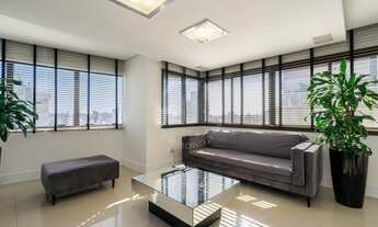 Imagem 4: RARIDADE no Petrópolis na Encantando lado do GNU - 112m² MOBILIADO e DECORADO 3dorm, suíte