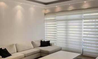 Imagem 4: Prédio muito charmoso em excelente local. Apartamento iluminado e mobiliado