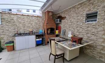 Imagem 2: Excelente Sobrado com piscina, churrasqueira, 3 quartos, 1 suíte, hidromassagem, vaga para