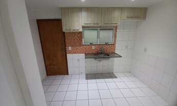 Imagem 5: Casa tríplex com piscina em condomínio no Pechincha