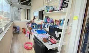 Imagem 3: SM/Casa Triplex com 4 dormitórios 1 suíte, 2 vagas cobertas no Bairro Estreito/Florianópol