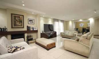 Imagem 3: Duplex com 4 dormitórios e 3 vagas em rua tranquila de Mirandópolis