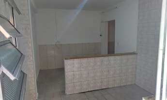 Imagem 2: Casa nos fundo Casa com 2 dormitórios