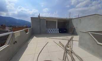 Imagem 2: Casas 02 e 03 qtos c/ terraço e garagem Nilópolis RJ