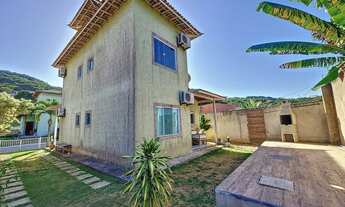 Imagem 2: Casa de locação anual com 4 quartos dentro de condomínio em São José Búzios