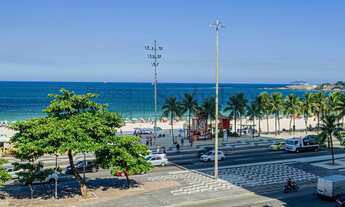 Imagem 4: Apartamento reformado com vista para o mar de Copacabana