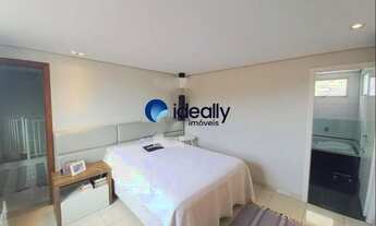 Imagem 4: Maravilhosa Casa com Piscina na divisa do Serrano com o Castelo em mais de 240 m² sendo 02