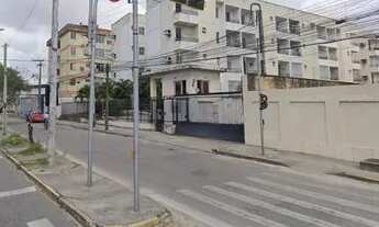 Imagem 2: Apartamento para aluguel e venda possui 50 metros quadrados com 2 quartos