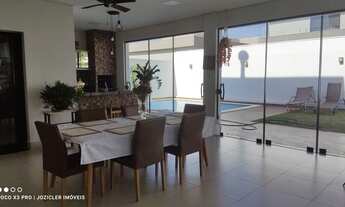 Imagem 1: Vende-se sobrado com 6 quartos no Condominio Florais Itália em Cuiabá MT