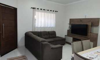 Imagem: Belíssima Casa 2 Dormitórios E Ótima