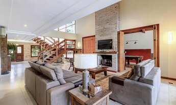 Imagem 4: Casa em Condominio a venda com 5 dorms, 3 vagas e 670m2. Localizado no bairro Belem Novo