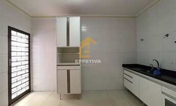 Imagem 6: Casa com 4 Dormitórios para alugar, 237 m² por R$ 2.400/mês - Vila Cristina - Presidente P