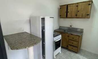 Imagem 3: Alugo ótima Kitnete em Jurerê Tradicional anual