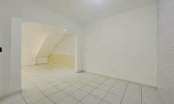 Imagem 4: Casa para locação no bairro de Jardim Armação em Salvador, Bahia