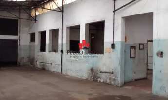 Imagem 2: Terreno com Galpão , frente 25 m, área do terreno 795,m² na Água Rasa