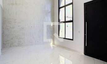 Imagem 2: Casa à Venda - Castanho, 3 Quartos, 94 m2