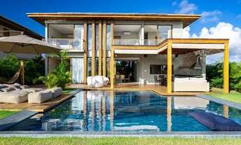 Imagem 2: Casa para venda tem 528 metros quadrados com 5 quartos em Praia do Forte - Mata de São Joã