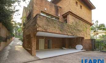 Imagem 4: CASA EM CONDOMÍNIO - REAL PARQUE - SP