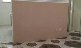 Imagem 4: Alugo apartamento térreo de dois quartos, sala, cozinha, banheiro, área de se