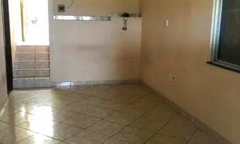 Imagem 6: Casa em Castelo Branco, 2/4 com área externa