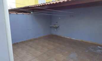 Imagem 5: Casa Itanhaém - Bairro Nossa Senhora Sion - Lado morro