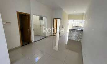Imagem 4: Casa para alugar, 2 quartos, 1 suíte, 1 vaga, Jardim Brasília - Uberlândia/MG - R$ 1.100,0