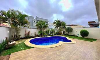 Imagem 2: Sobrado para locação, 4 quartos sendo 3 suítes, completa de marcenaria e ares condicionado