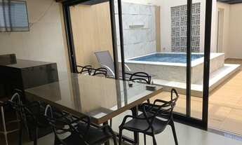Imagem 2: Excelente Casa zonal sul- Gourmet com Piscina - Fotovoltaica Instalada- 3 Quartos com Arma