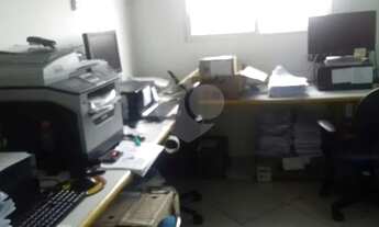 Imagem 5: Prédio inteiro à venda em Parada Inglesa - SP