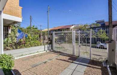 Imagem 4: Casa 103m² - 3 dormitórios, 1 suíte, piscina, 2 vagas no bairro Hípica