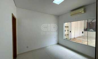 Imagem 7: Sobrado com 3 suítes e piscina no Santa Cruz II