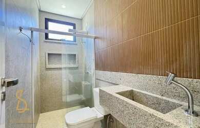 Imagem 12: Maravilhosa Casa em Alphaville com 4 Quartos, Piscina e Suíte Master com closet