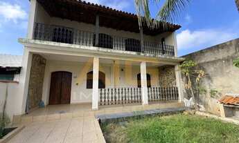 Imagem 2: Duplex Amplo com 3 Quartos, Suíte, Piscina e Área Gourmet Completa! Iguaba Grande