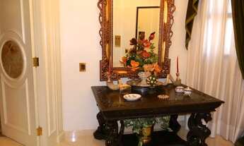 Imagem 5: Agua Verde, Ed. Royal Garden, 04 suítes com hidro, 05 vagas de garagem, 808m²privativos, à