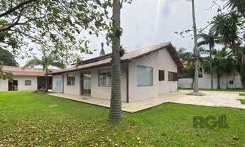 Imagem: Casa de 4 dormitórios com piscina em Eldorado