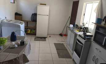 Imagem 2: Procuro moça pra dividir aluguel